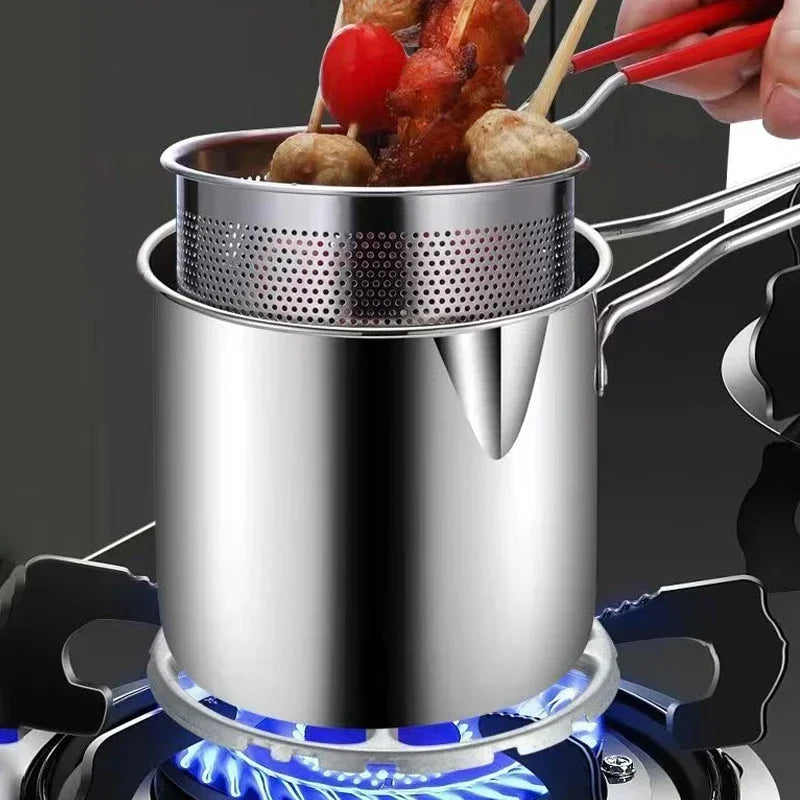 Thickeded Deep Fryer Pot with Basket and Clip Large Stainless Steel Fryer Pasta Strainer Set Chicken Fried French Fries Cookware