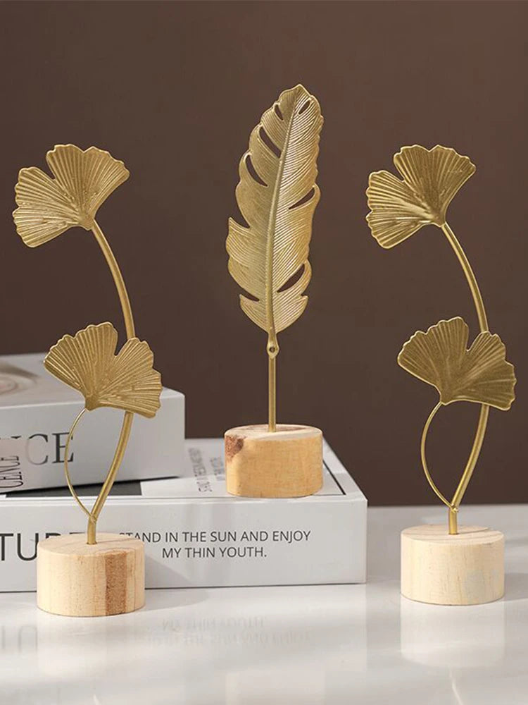 Golden Ginkgo Leaf Miniature Figurines Wooden Statue For Living Room Table Office Home Decoration Accessories Nordic Ornament