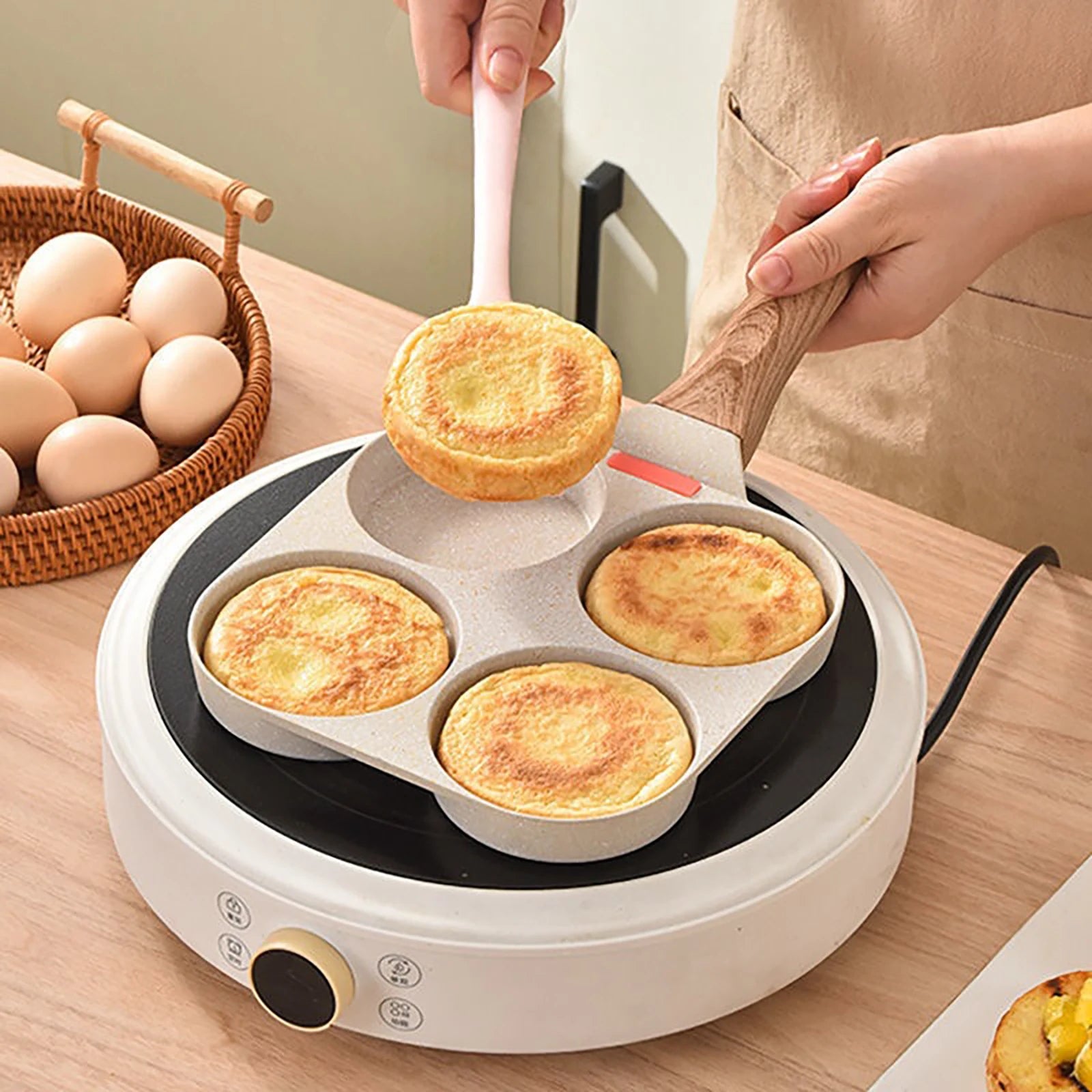 2/4 Hole Omelet Pan Frying Pot Thickened Non-stick Egg Pancake Steak Cooking Pan Hamburg Bread Breakfast Maker Kitchen Cookware