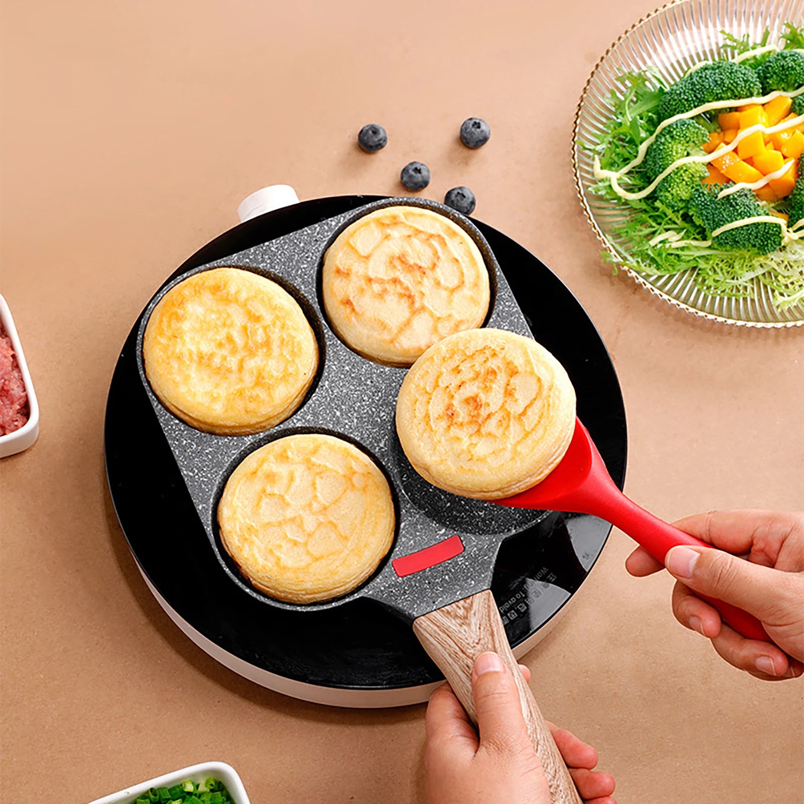 2/4 Hole Omelet Pan Frying Pot Thickened Non-stick Egg Pancake Steak Cooking Pan Hamburg Bread Breakfast Maker Kitchen Cookware